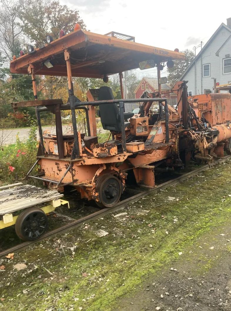 RAILROAD TIE KNOCK OUT TKO TIE EXCHANGER MACHINE